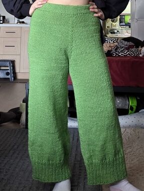 Women’s Lime Green Hand Knit Wide-Leg Pants S/M NEW!